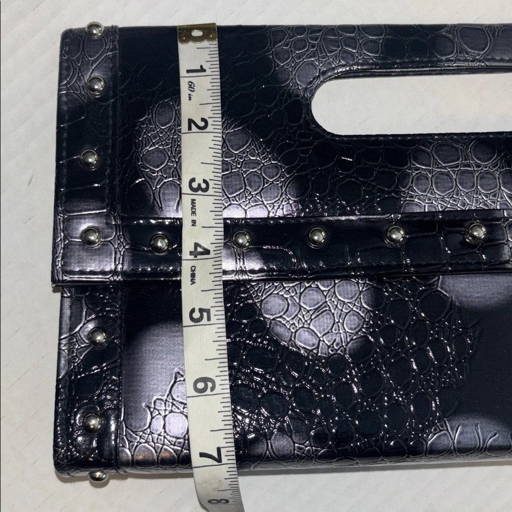 CAPIZ BRAND BLACK GRAY/SILVER HAND BAG/CLUTCH PATENT LEATHER FAUX SKIN STUDDED